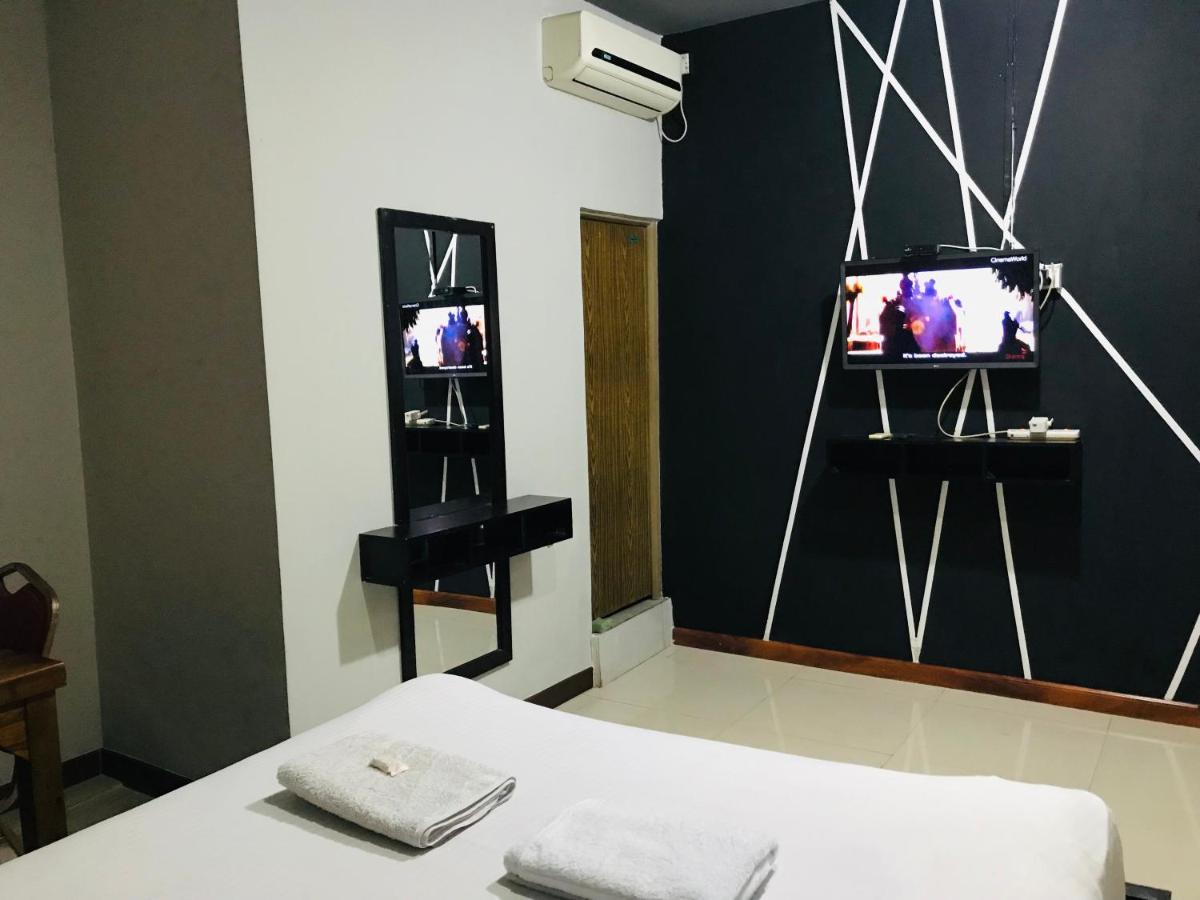 Alina Budget Hotel Kaduwela Εξωτερικό φωτογραφία