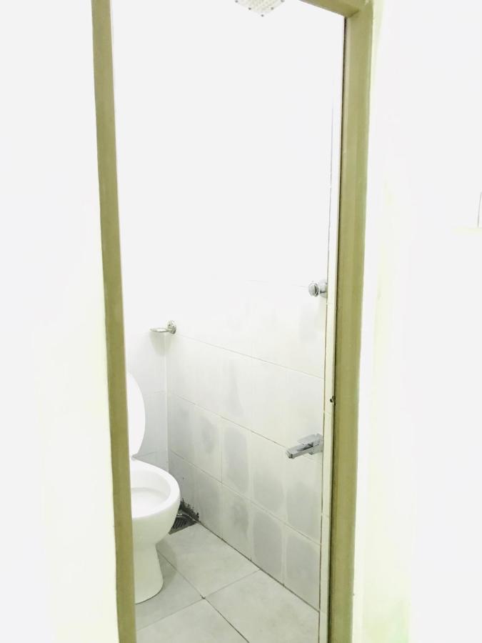 Alina Budget Hotel Kaduwela Εξωτερικό φωτογραφία