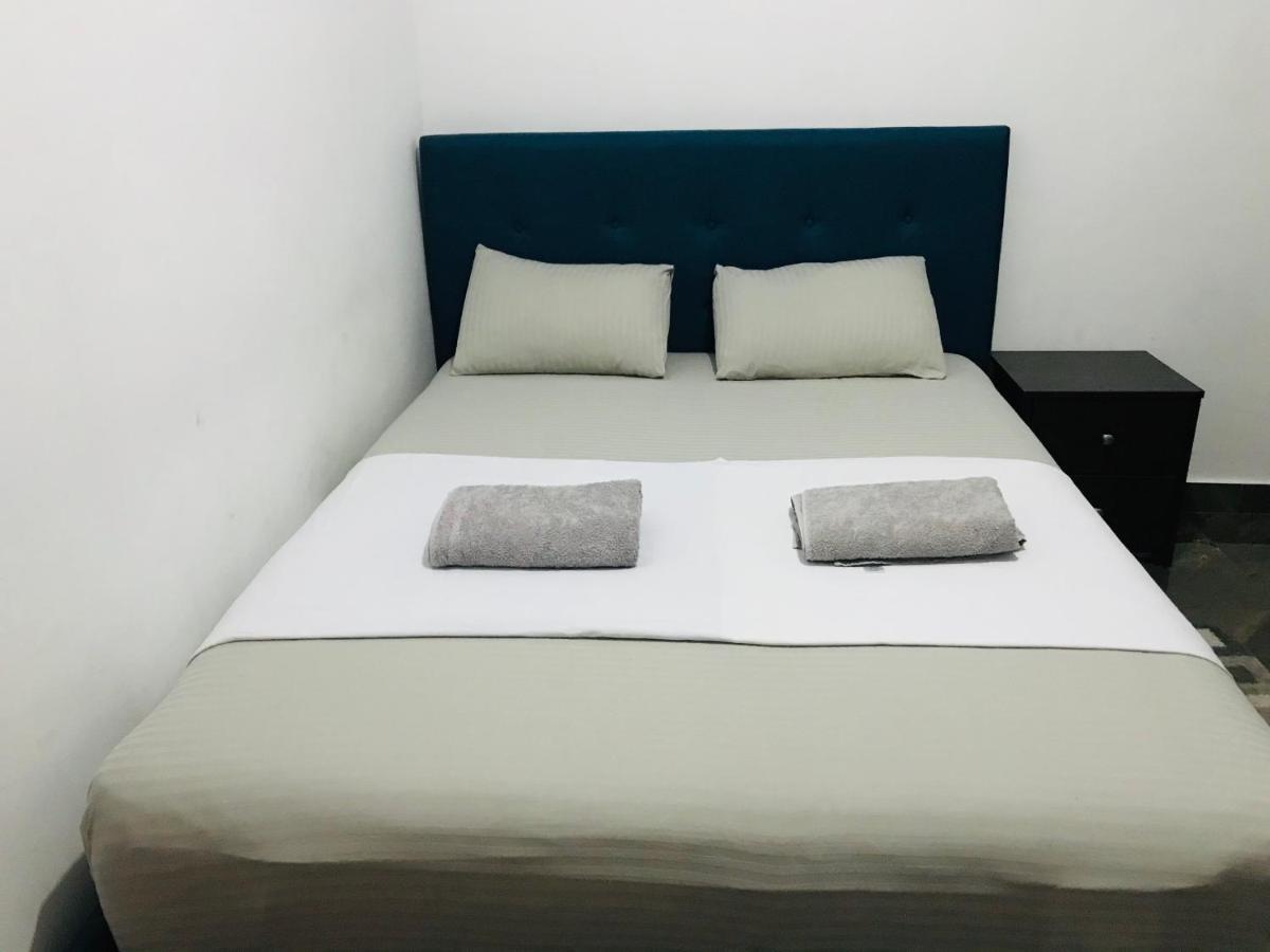 Alina Budget Hotel Kaduwela Εξωτερικό φωτογραφία